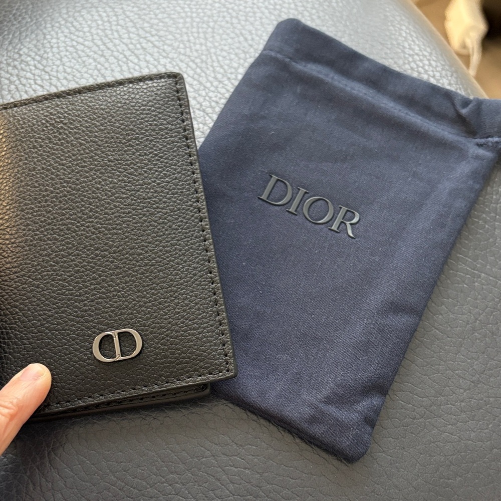 New Dior Black Textured Leather Card Holder Men's or Women's Wallet with Pouch - Picture 2 of 9